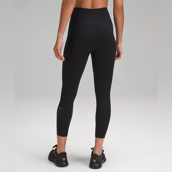 lululemon athletica Pants - lululemon *excellent condition* fast and free high rise tight legging 25”